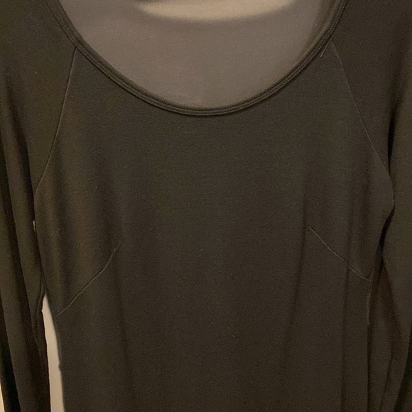 Form fitting long sleeved sheer back LBD - Picture 5 of 7